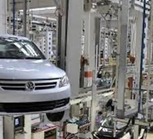 Trabajadores de Volkswagen realizarán votación por incremento histórico el 31 de agosto