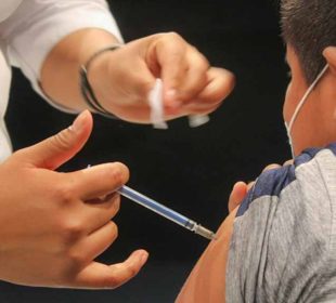 Puebla: extienden jornada de vacunación para niños de 12 años cumplidos