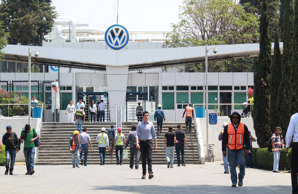 Huelga en VW Puebla beneficia más a empresa que trabajadores