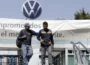 Incertidumbre y arrepentimiento embarga a los trabajadores de Volkswagen Puebla